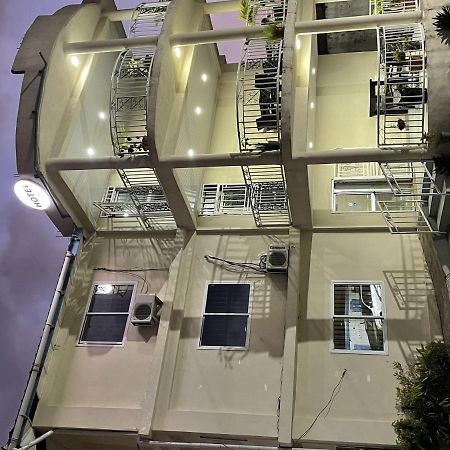 פריטאון Sky Inn Hotel מראה חיצוני תמונה