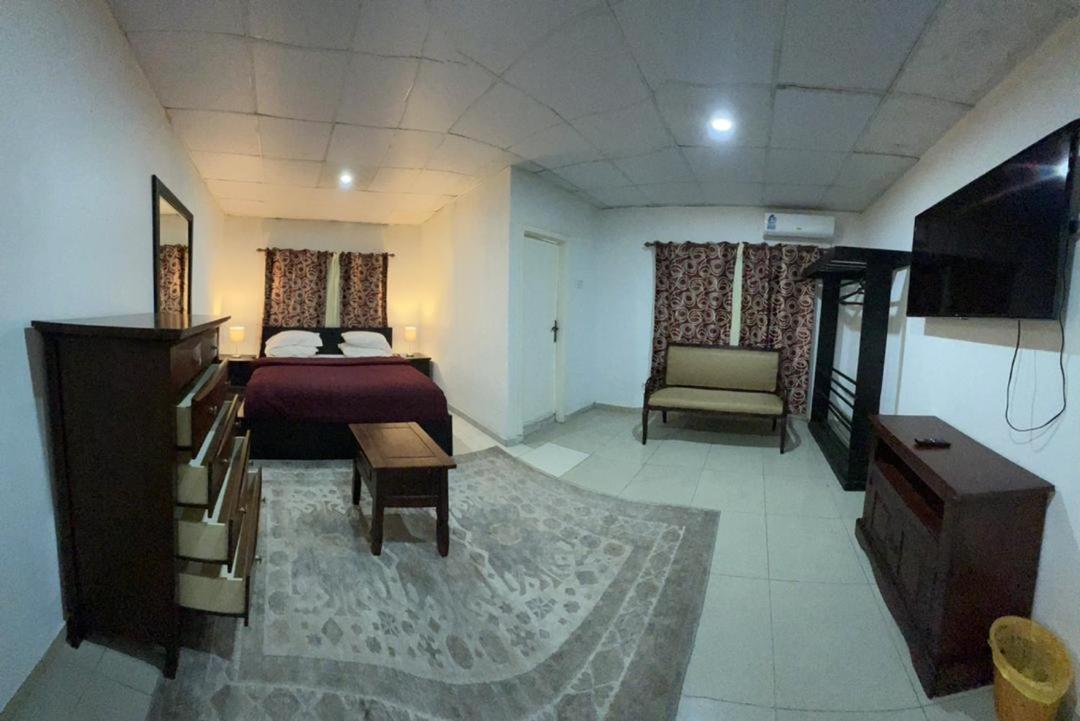 פריטאון Sky Inn Hotel מראה חיצוני תמונה